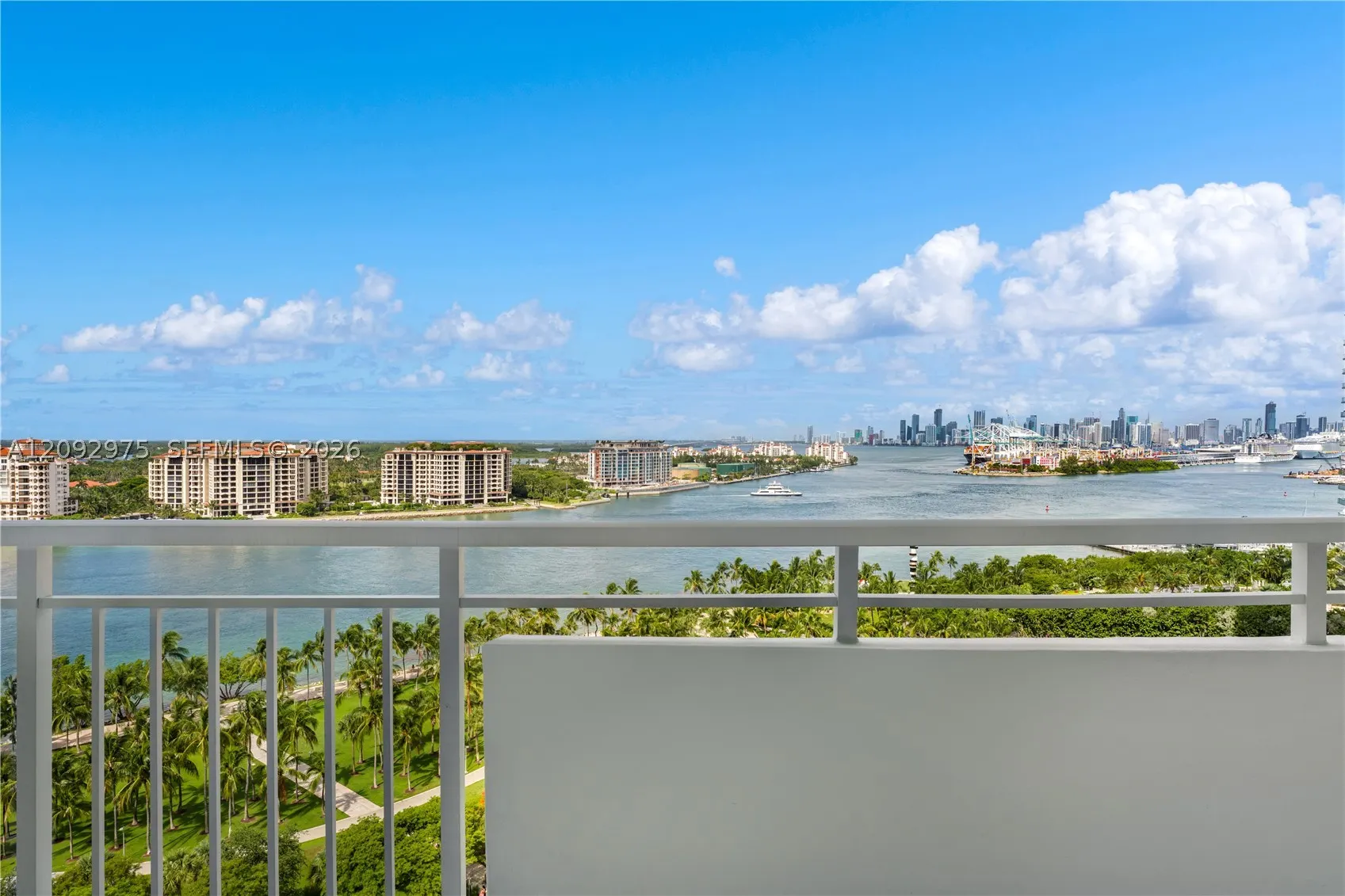 400 S Pointe Dr #1805