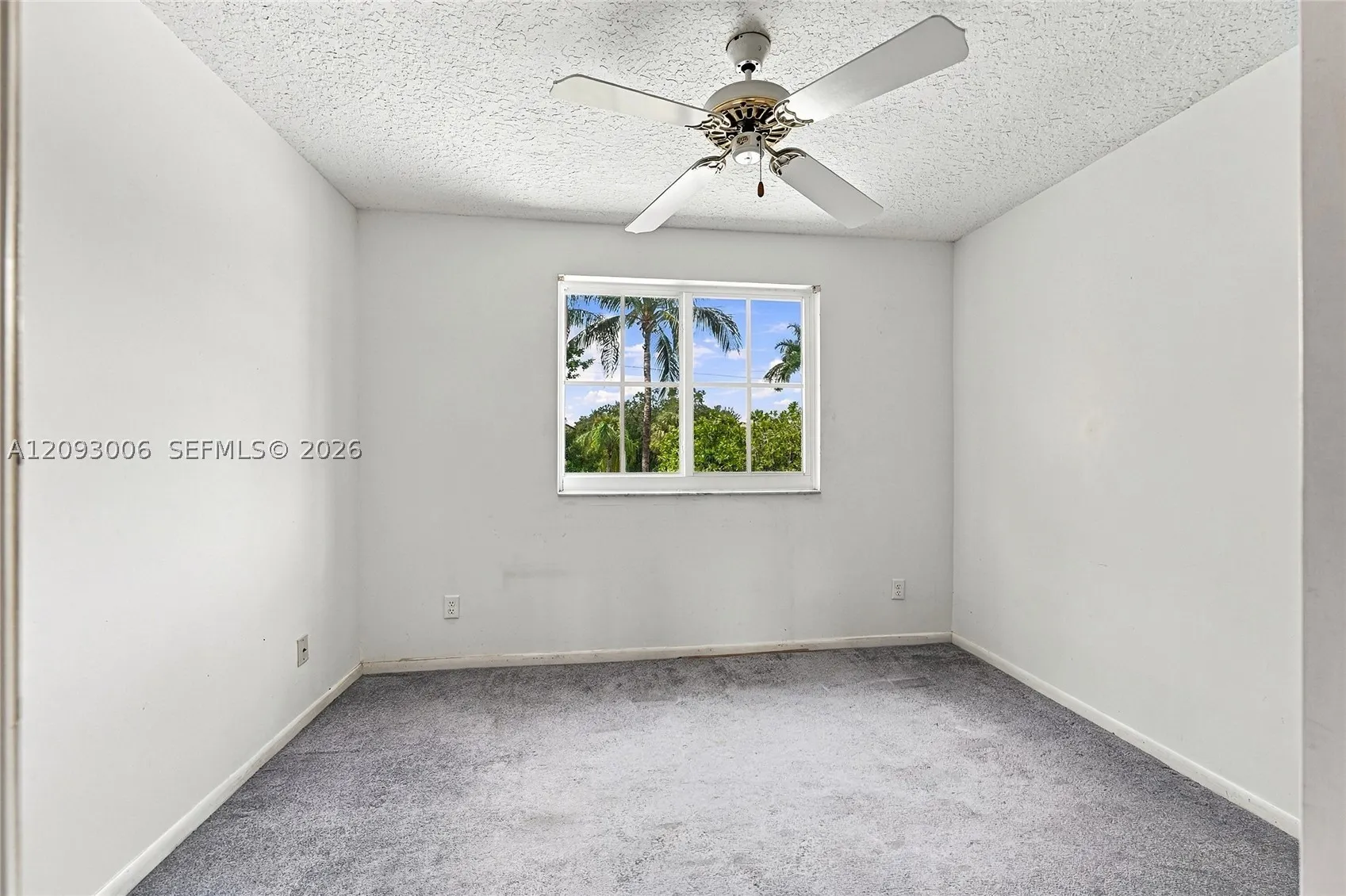 1301 SE 5th Ct