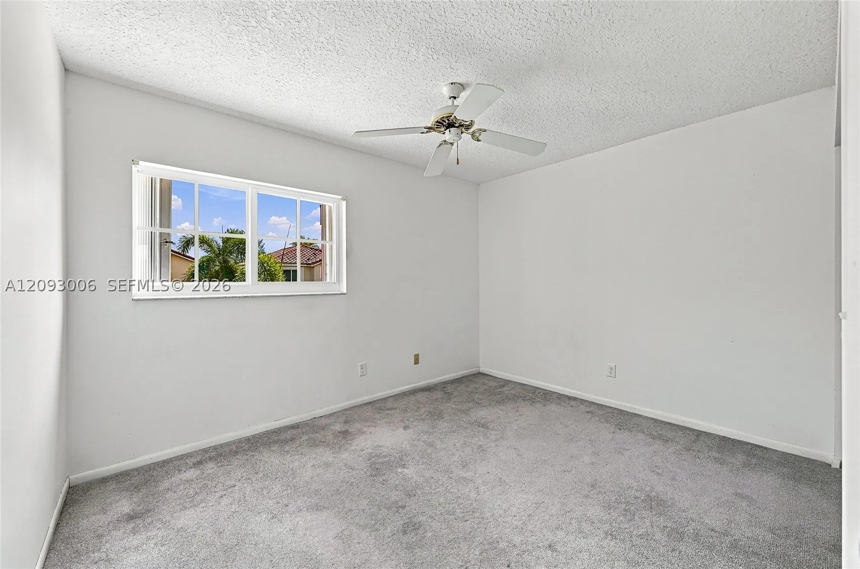 1301 SE 5th Ct