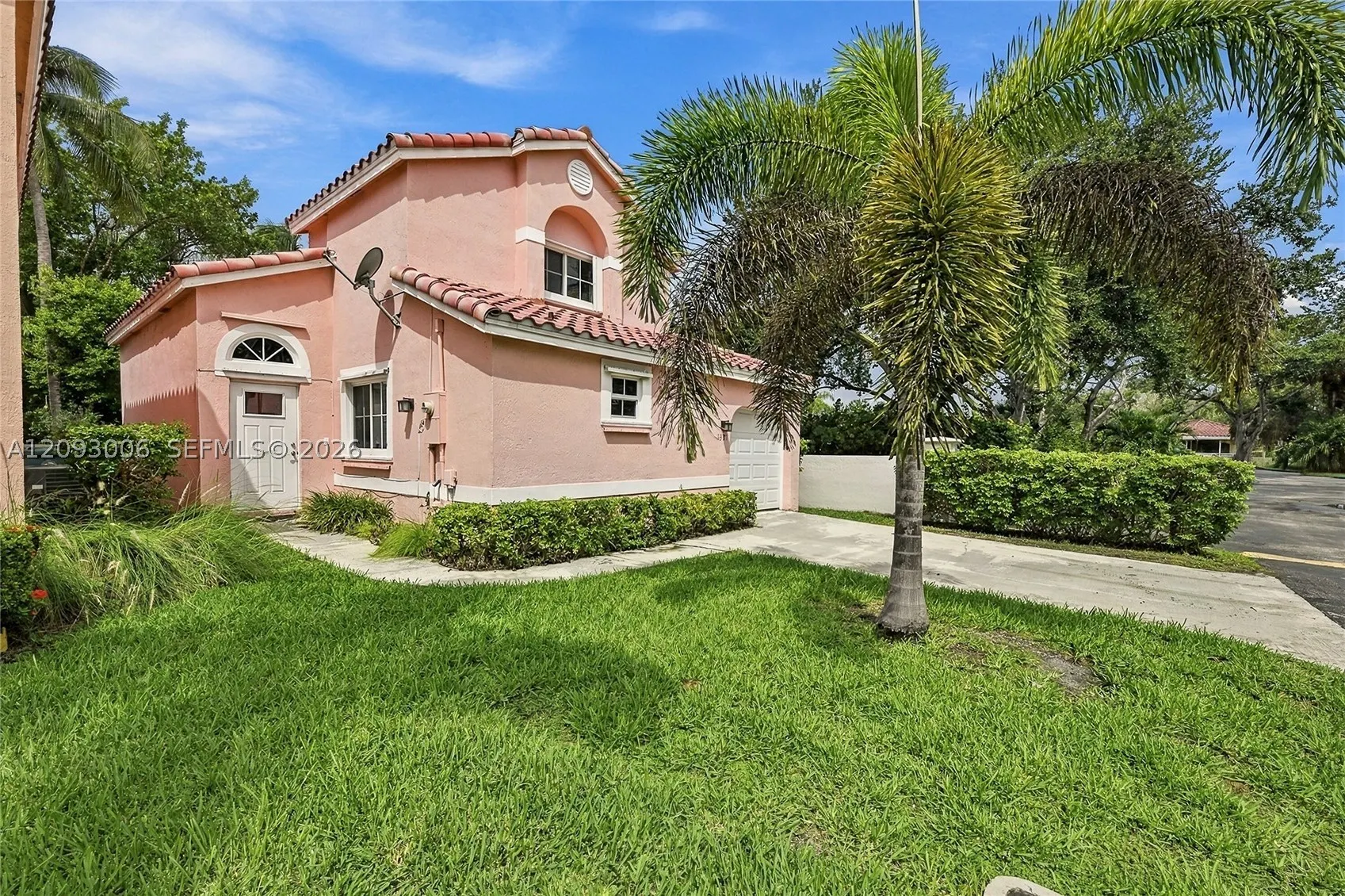 1301 SE 5th Ct