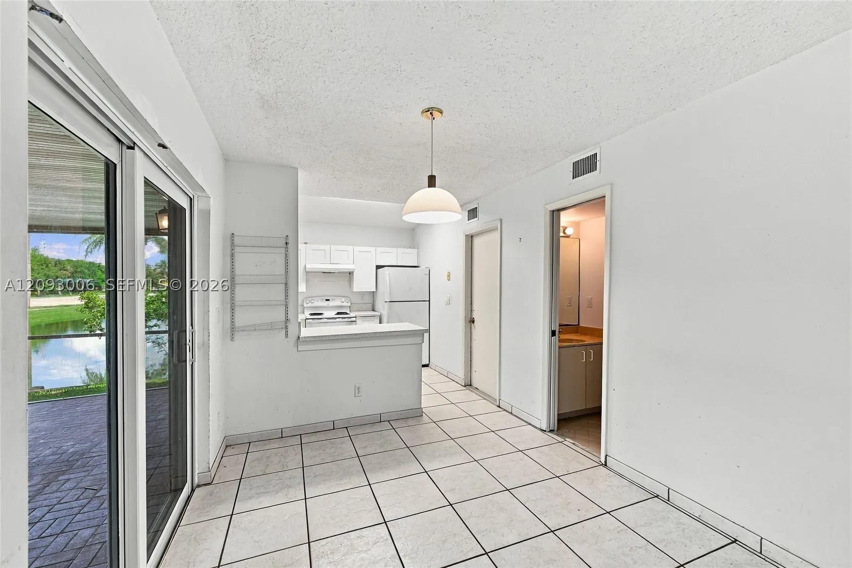 1301 SE 5th Ct