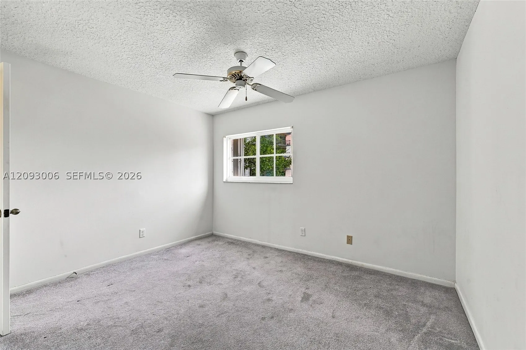 1301 SE 5th Ct