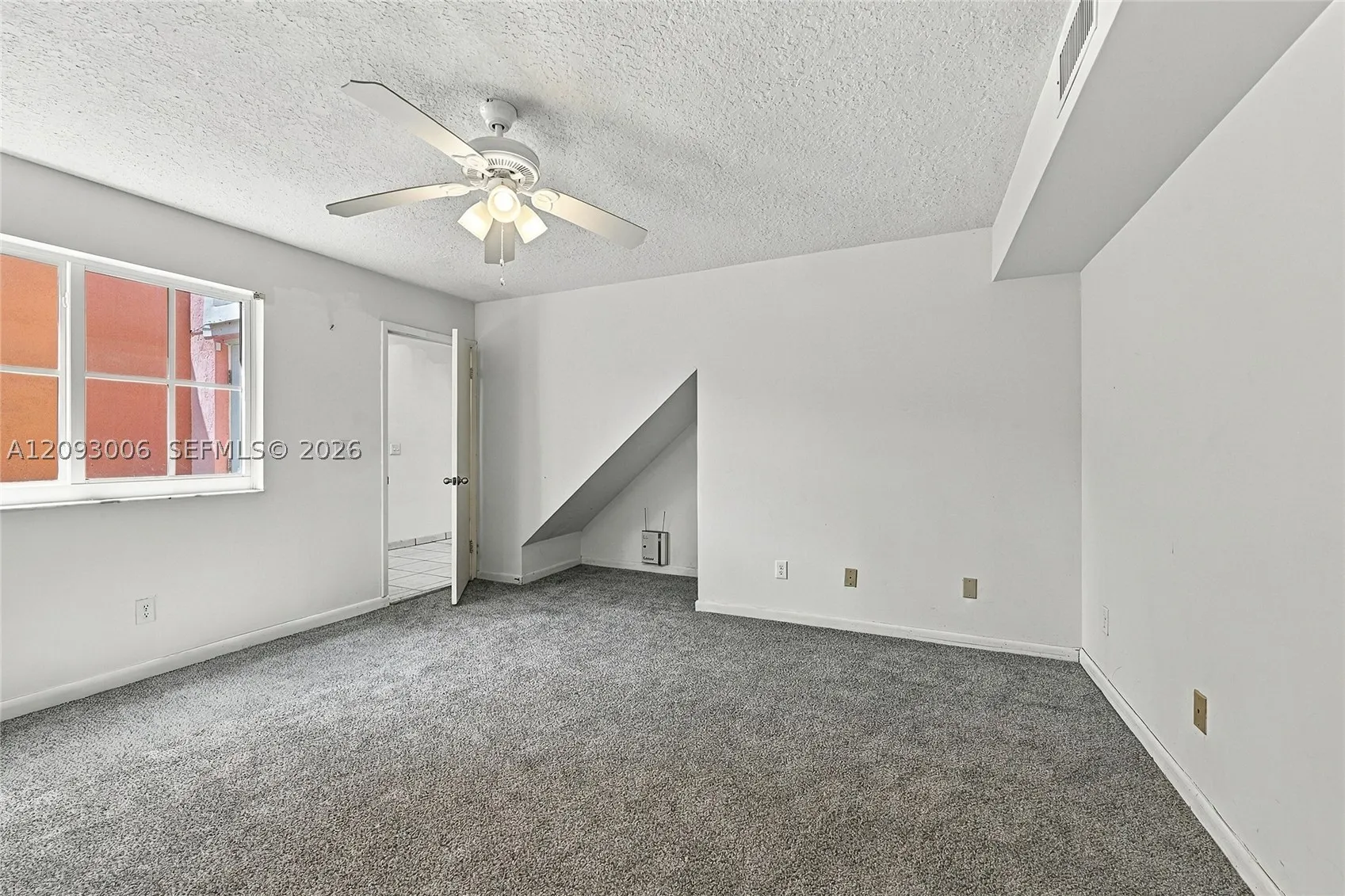 1301 SE 5th Ct
