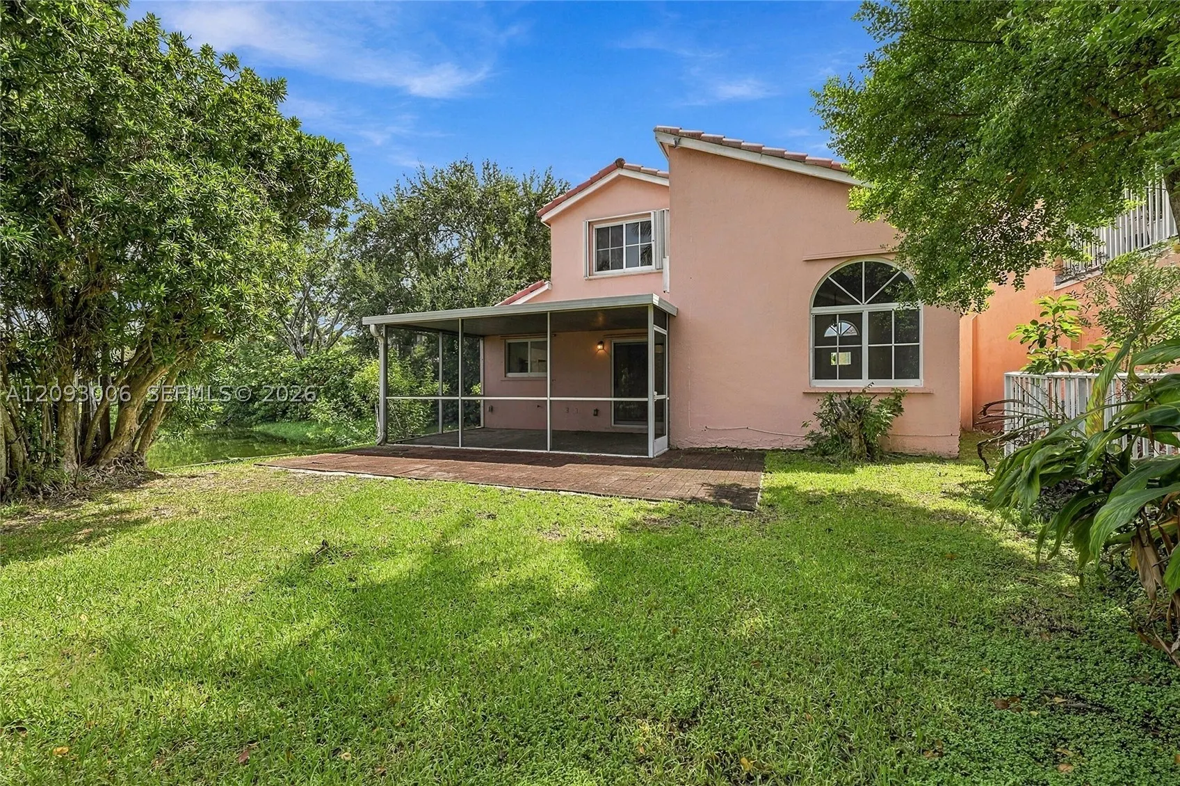 1301 SE 5th Ct