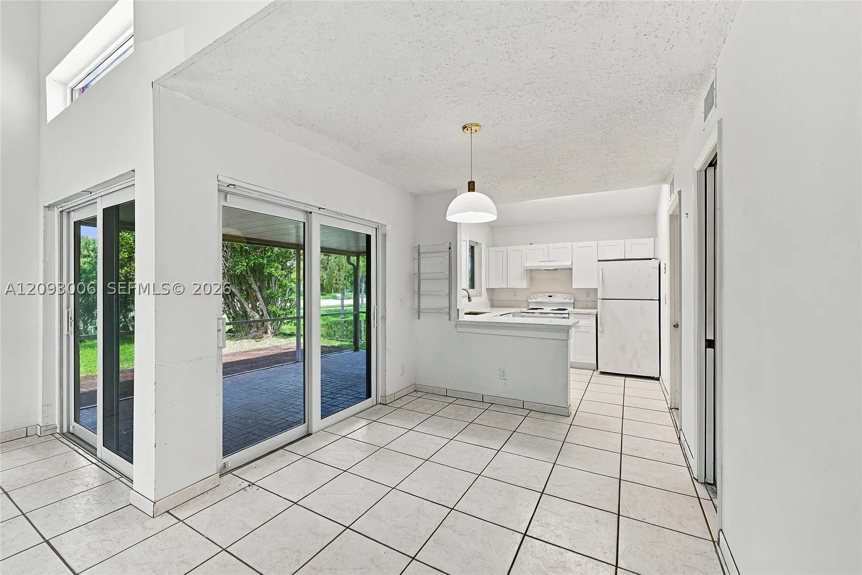 1301 SE 5th Ct