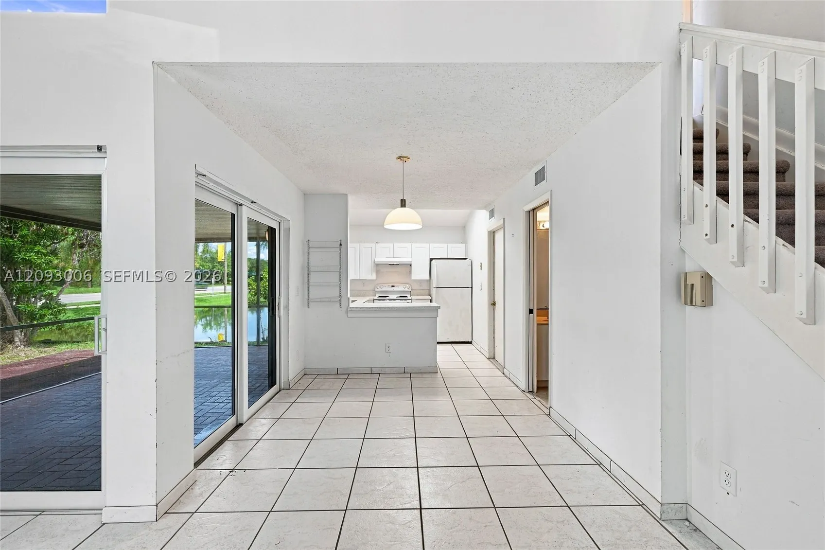 1301 SE 5th Ct