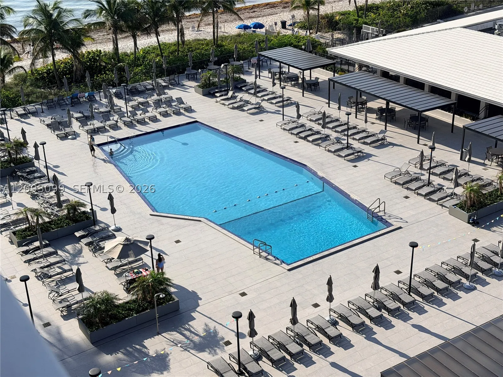 1965 S Ocean Dr #18C