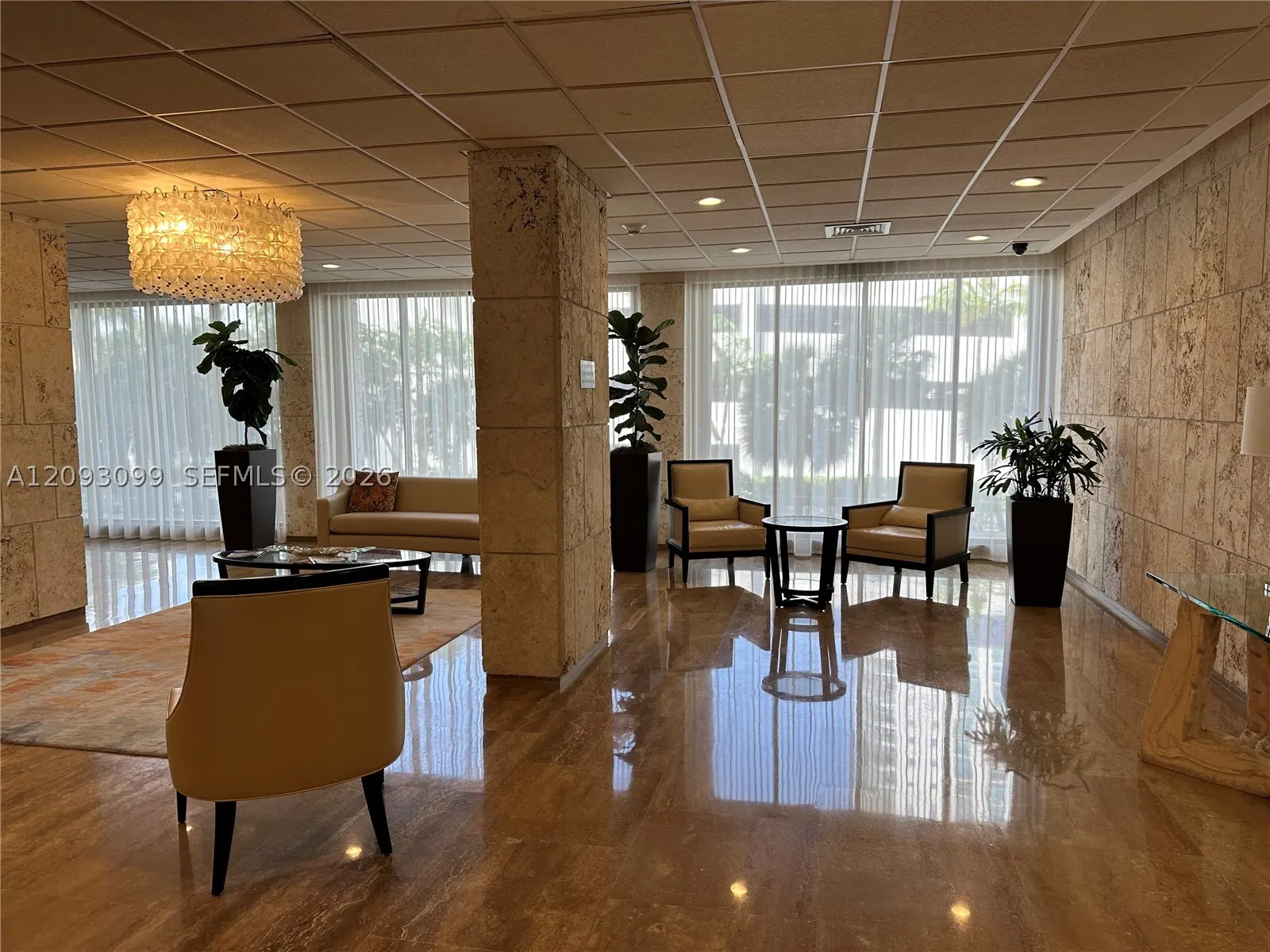 1965 S Ocean Dr #18C