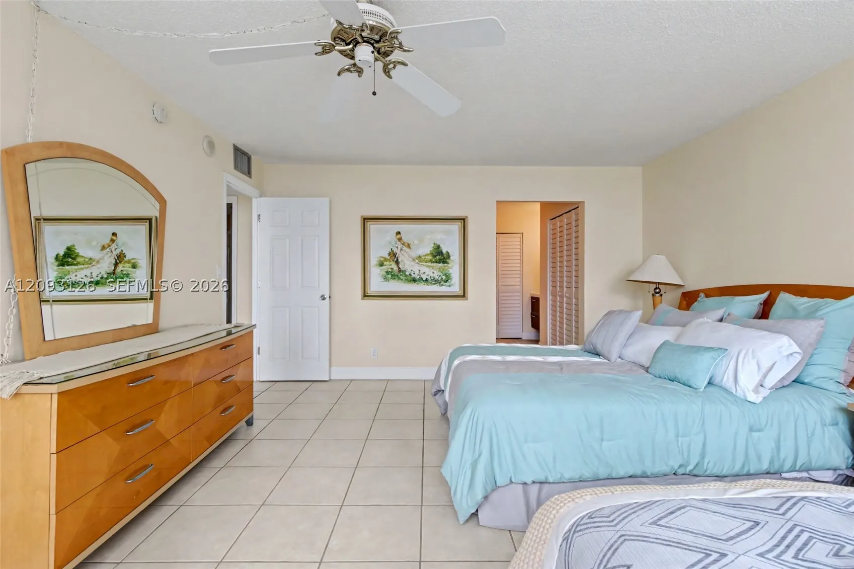 1825 S Ocean Dr #609