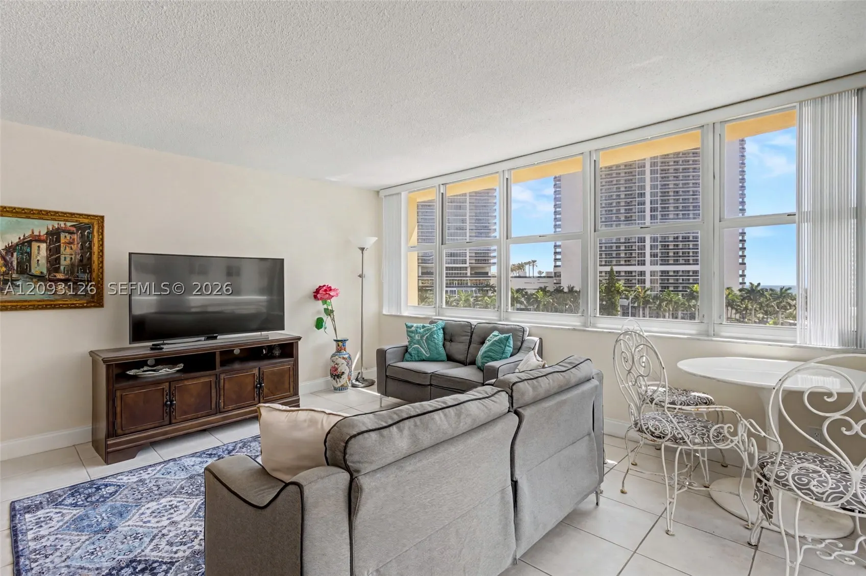 1825 S Ocean Dr #609