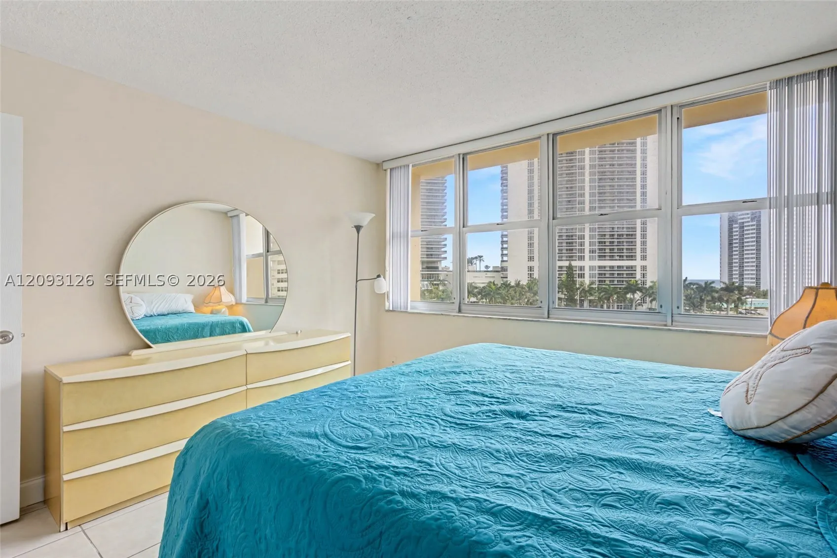 1825 S Ocean Dr #609