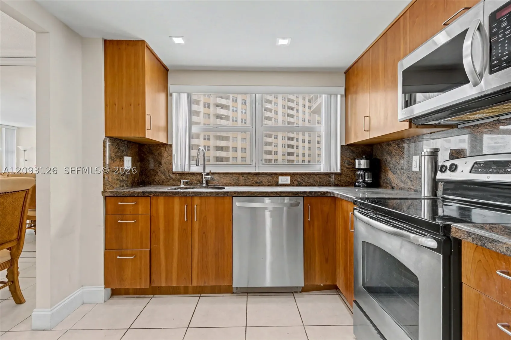 1825 S Ocean Dr #609