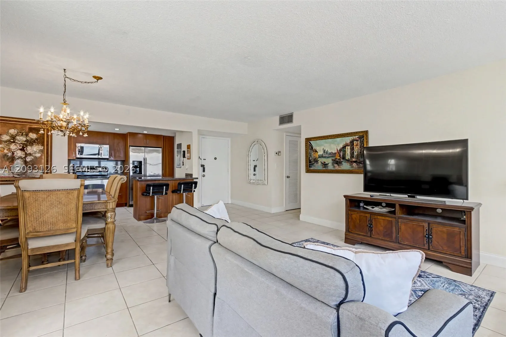 1825 S Ocean Dr #609