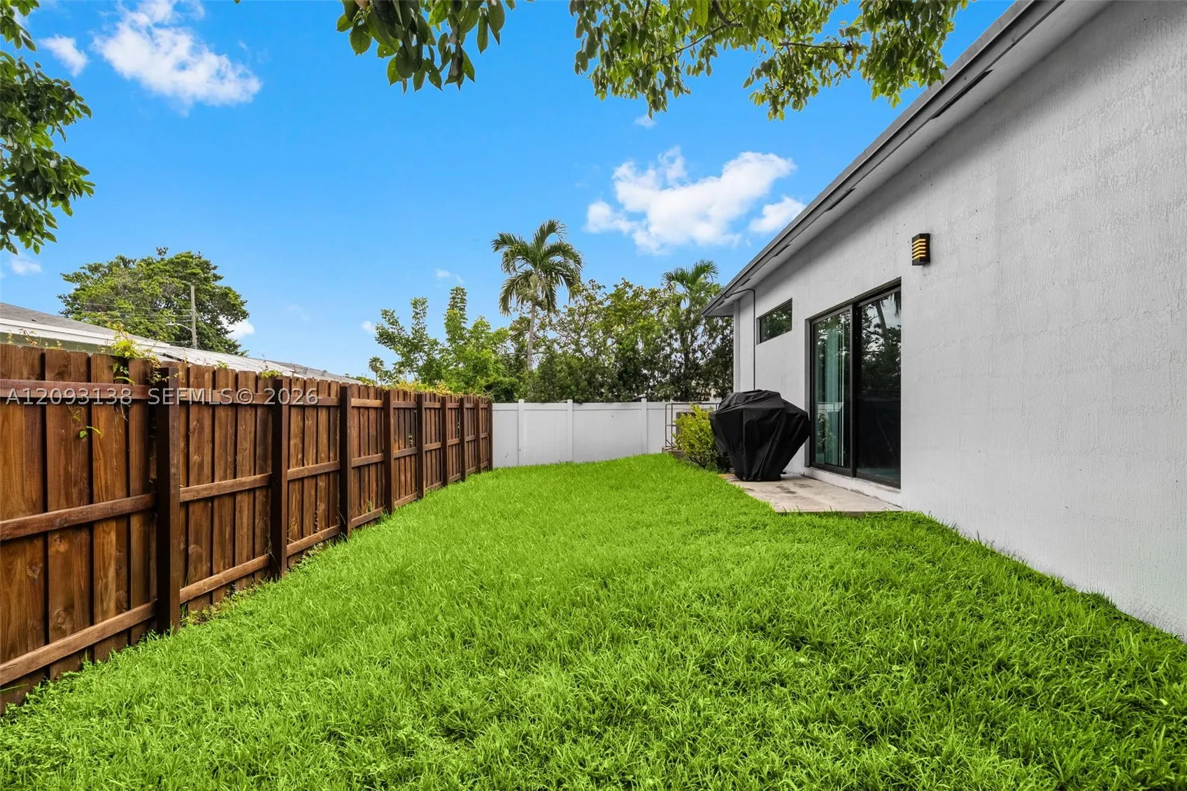 808 NW 5th Ter