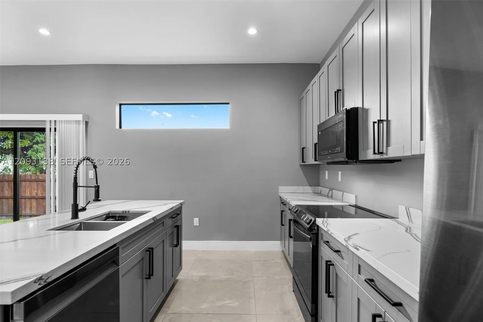 808 NW 5th Ter