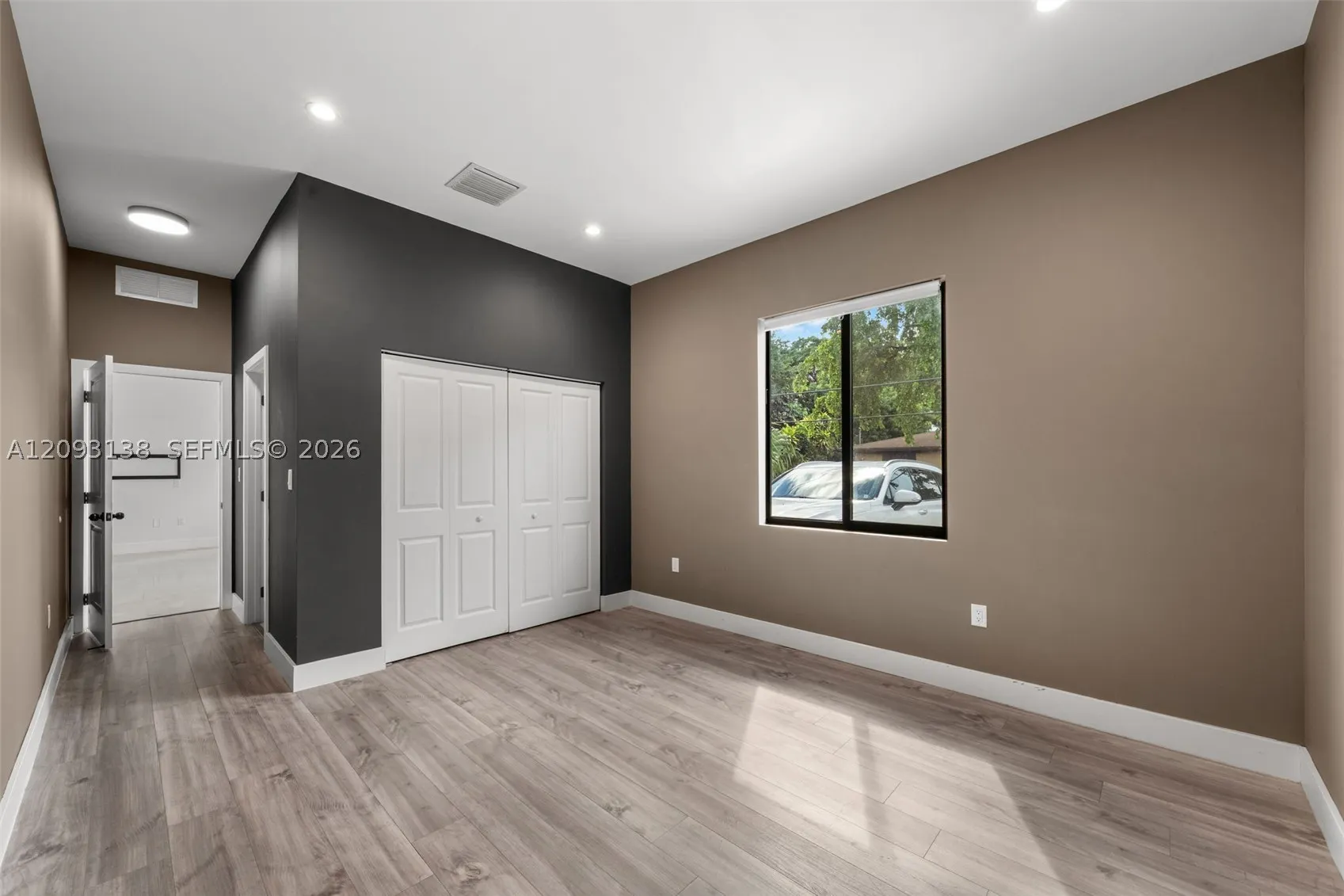 808 NW 5th Ter