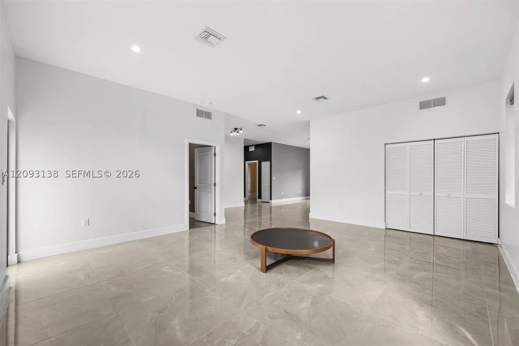 808 NW 5th Ter