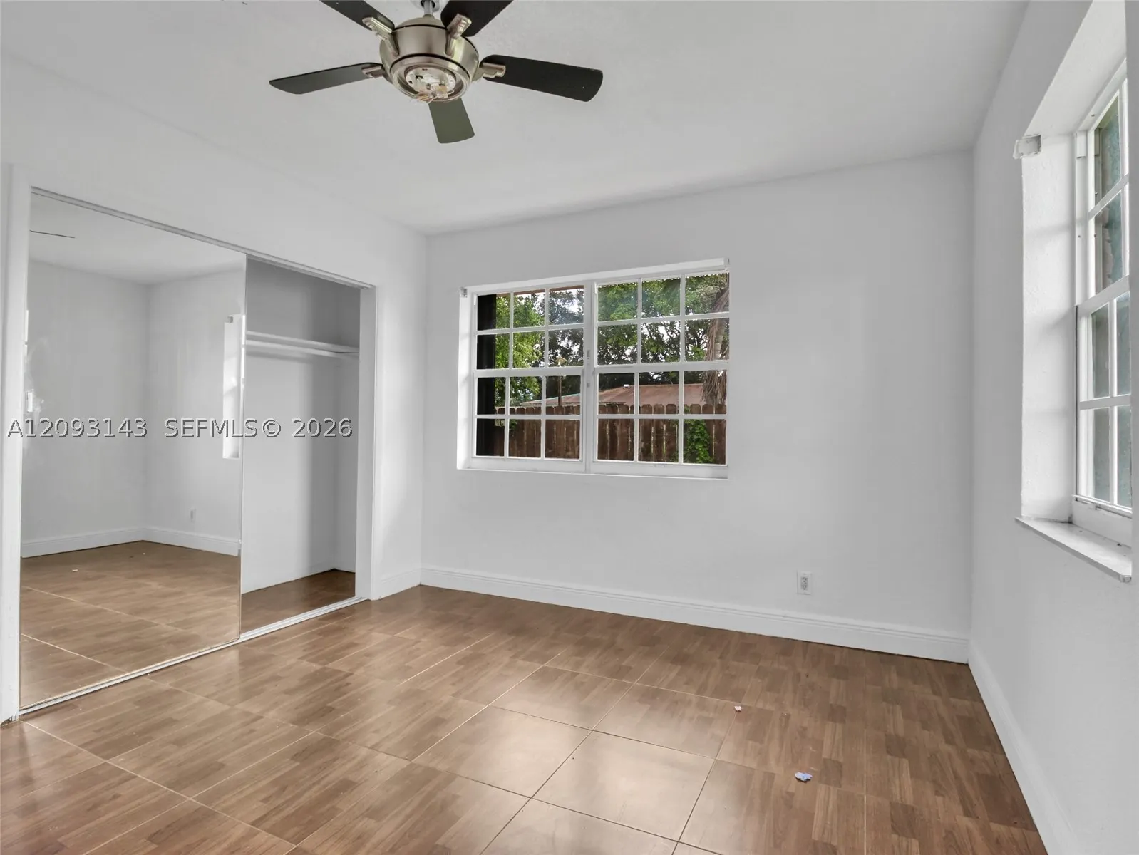 401 - 403 SW 4th Ter