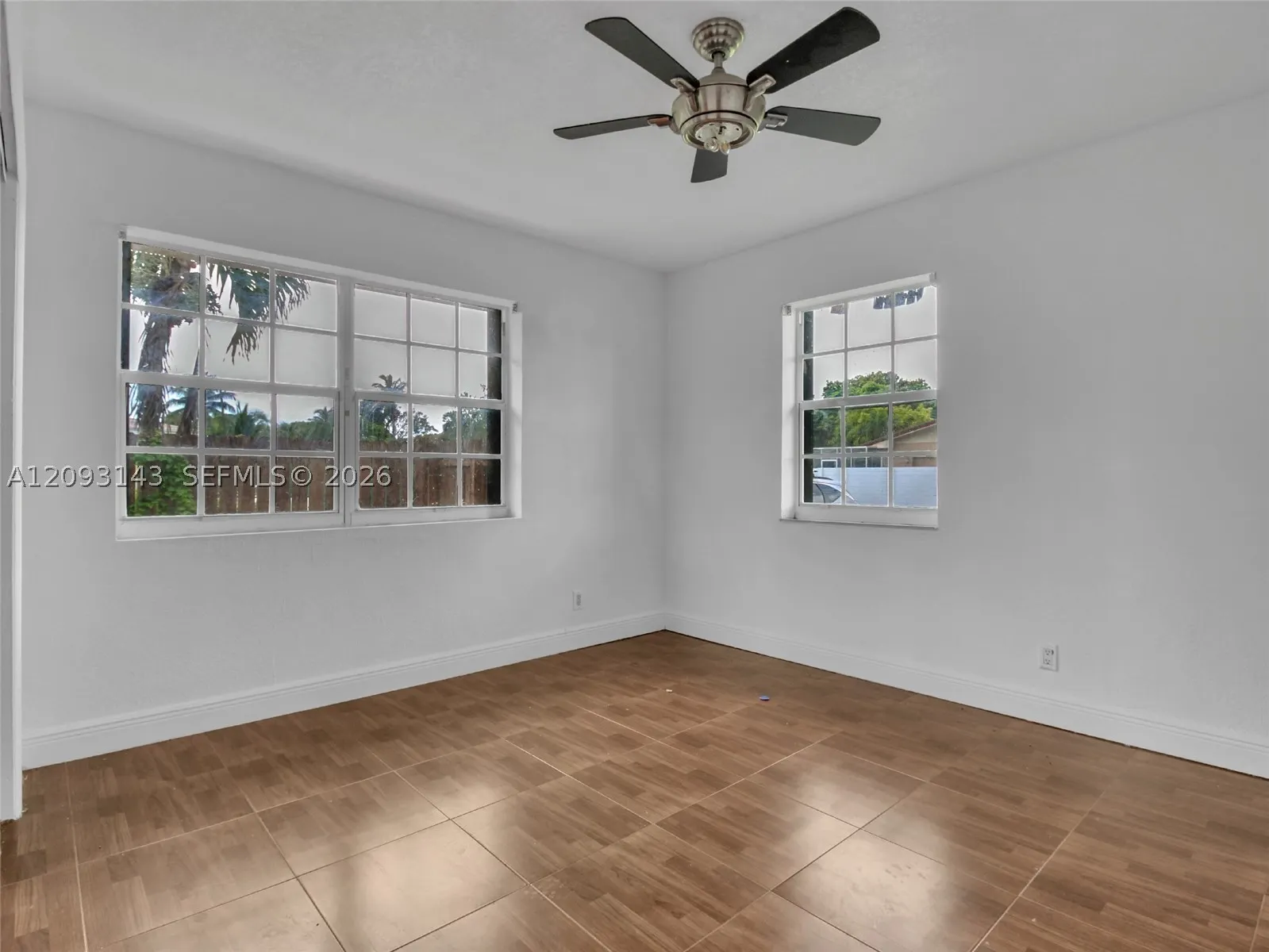 401 - 403 SW 4th Ter