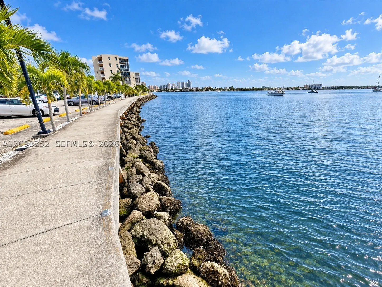 2905 Point East Dr #L102