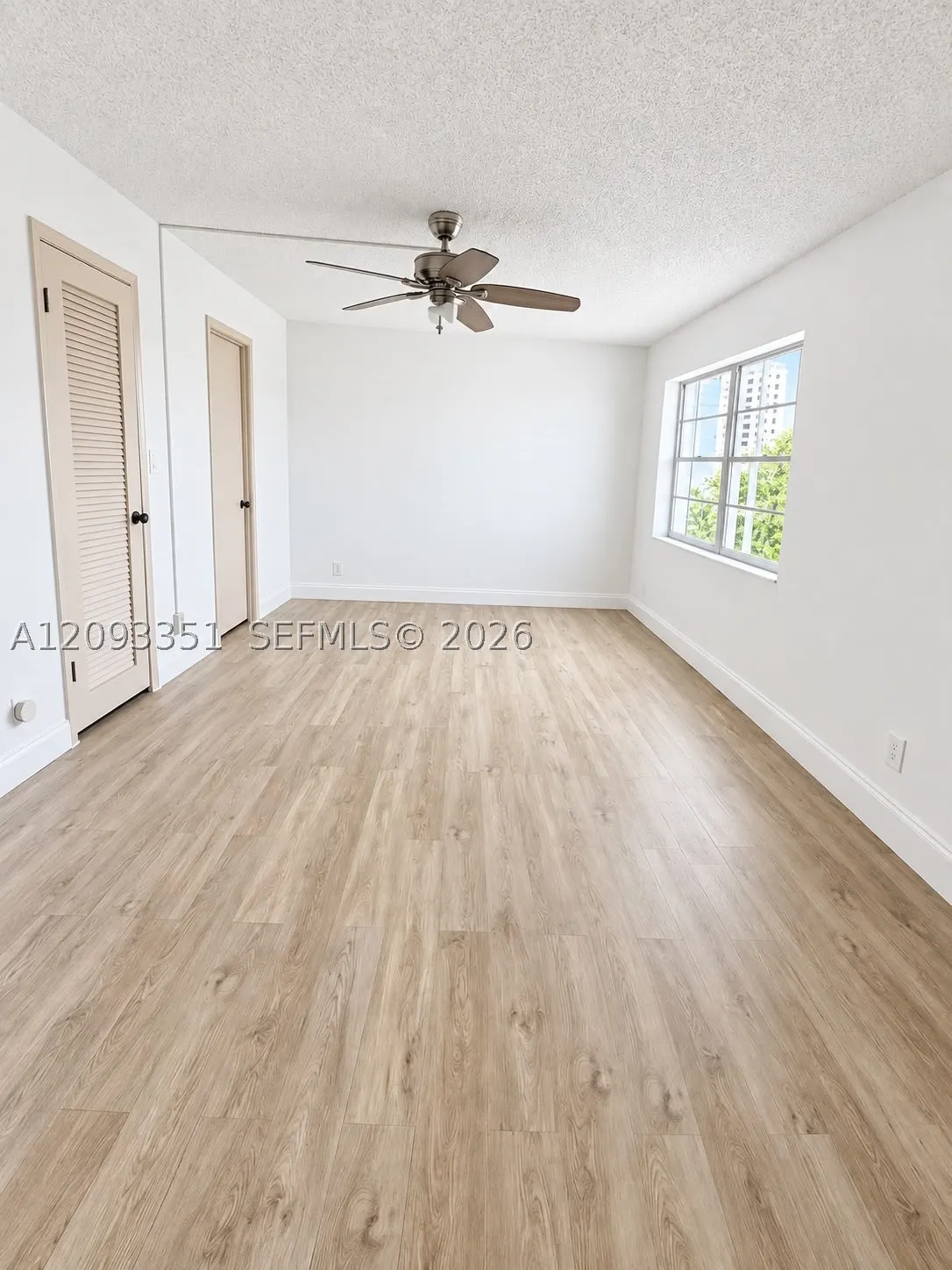 712 NE 26th Ave