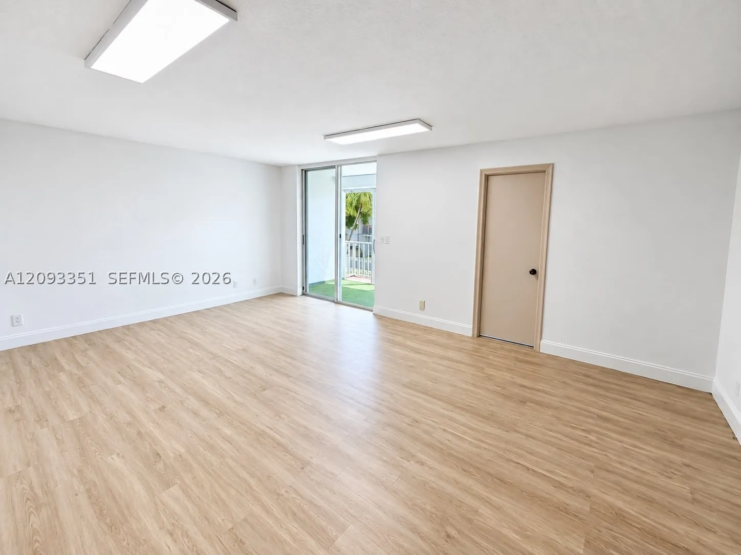 712 NE 26th Ave