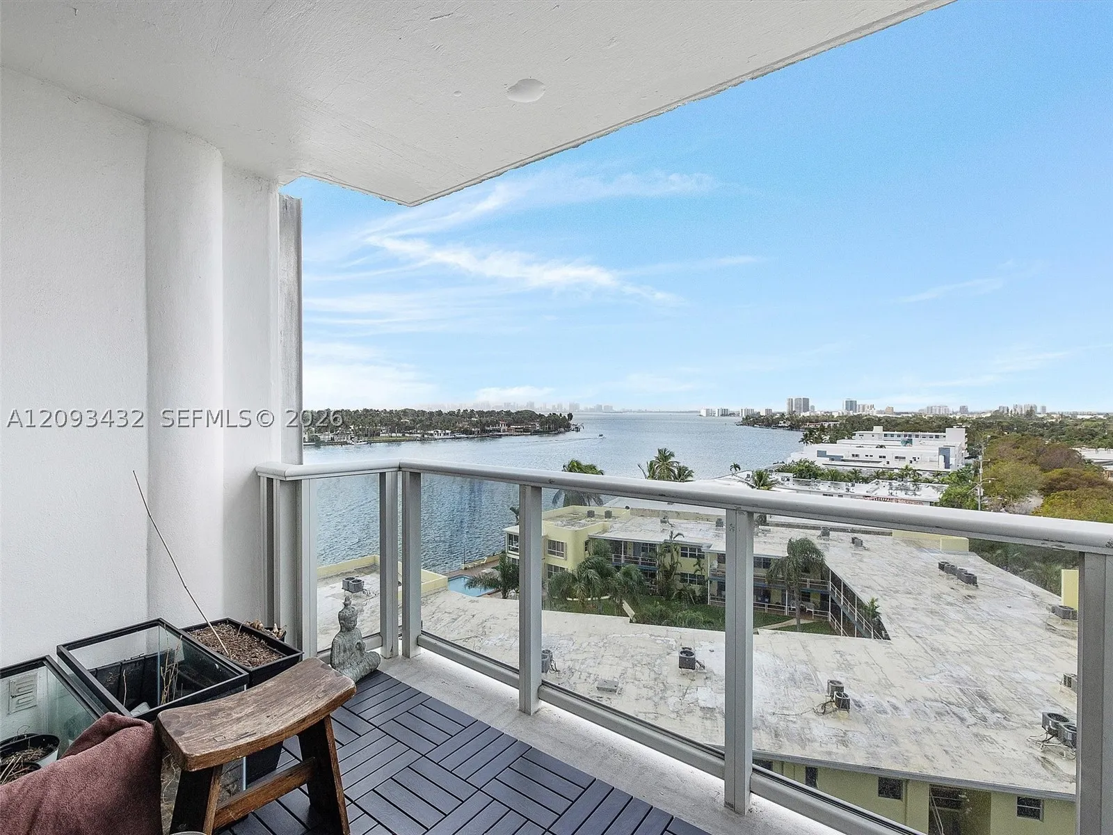 900 Bay Dr #721