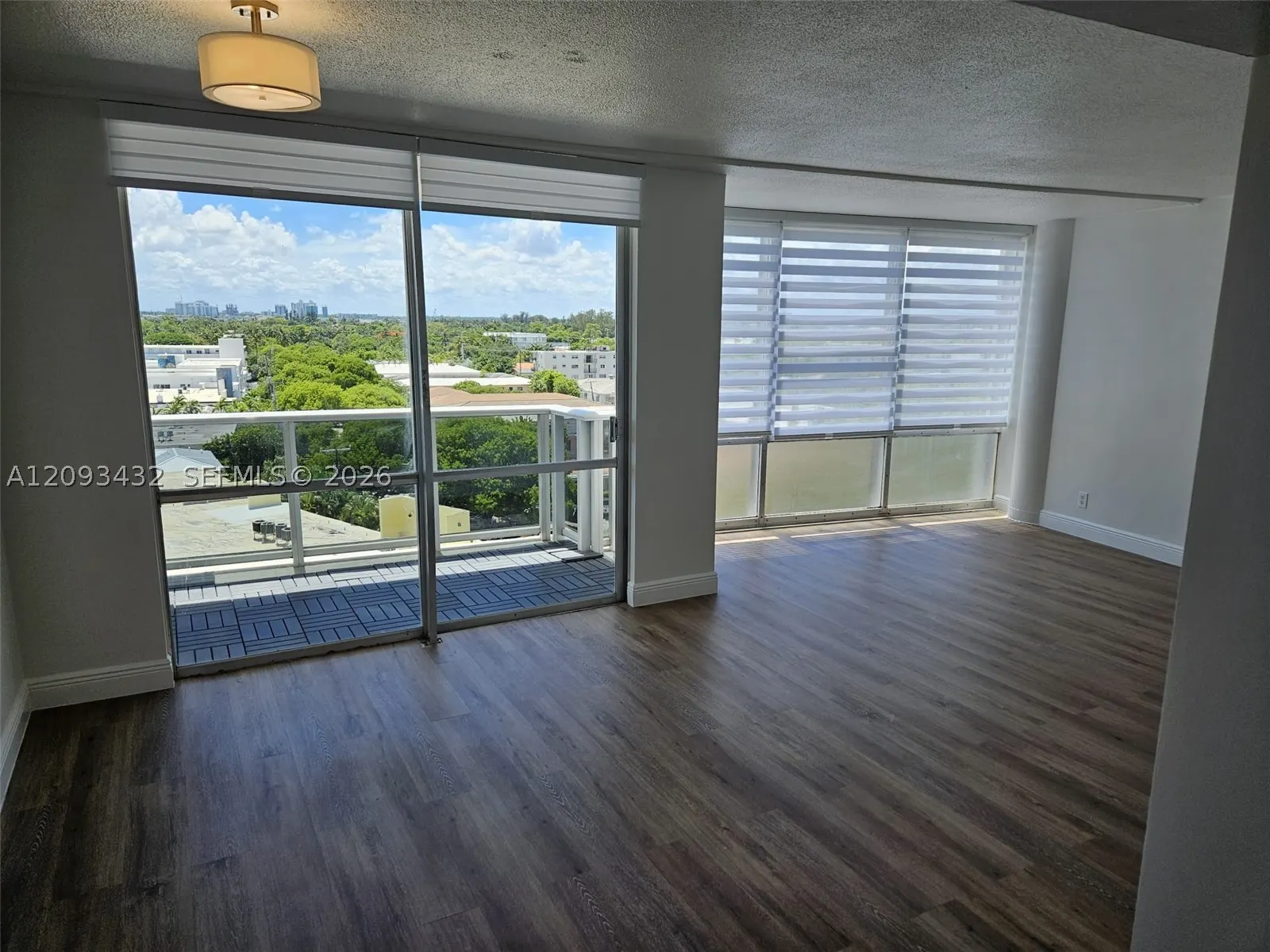 900 Bay Dr #721