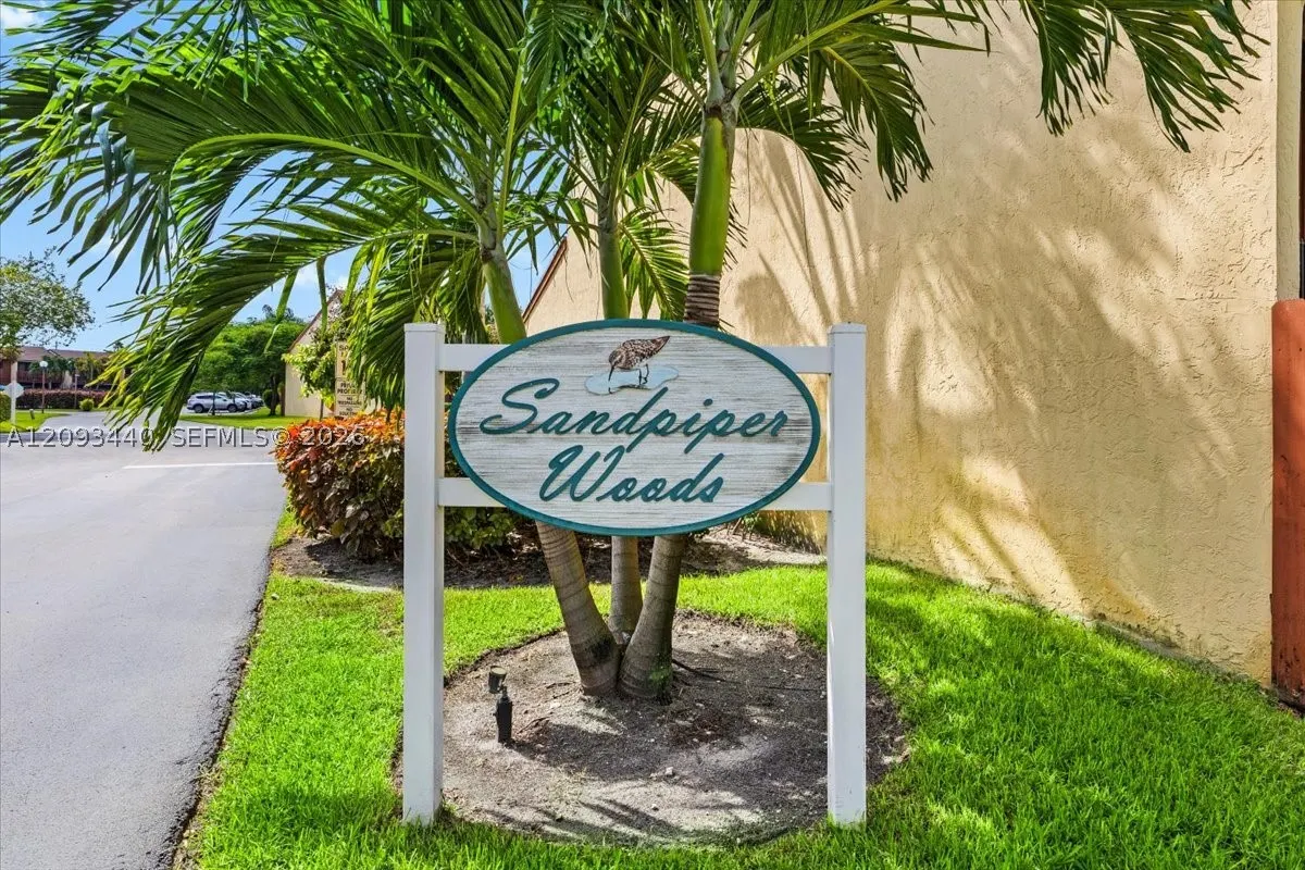 458 SE 11th Ter