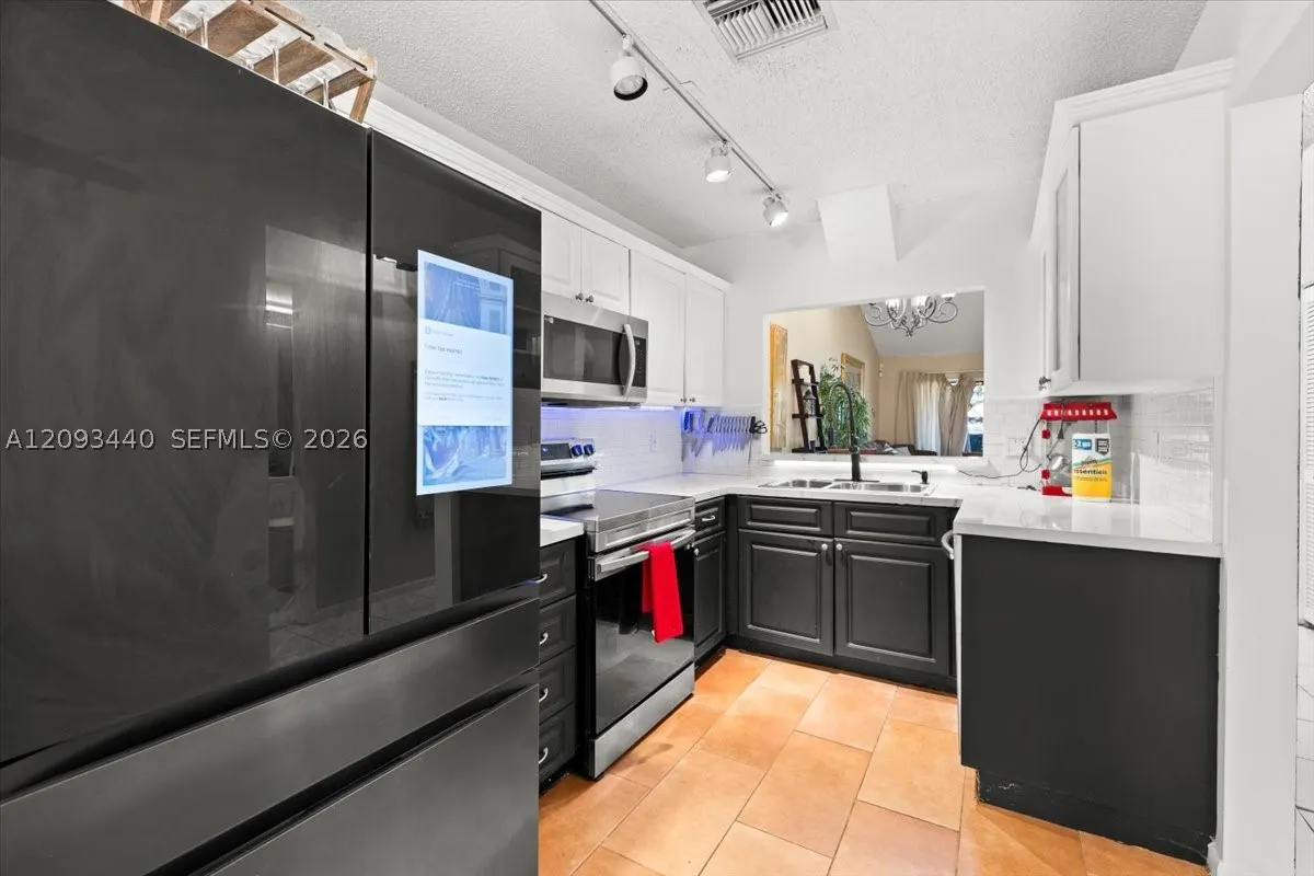 458 SE 11th Ter