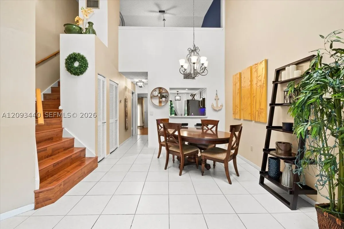 458 SE 11th Ter