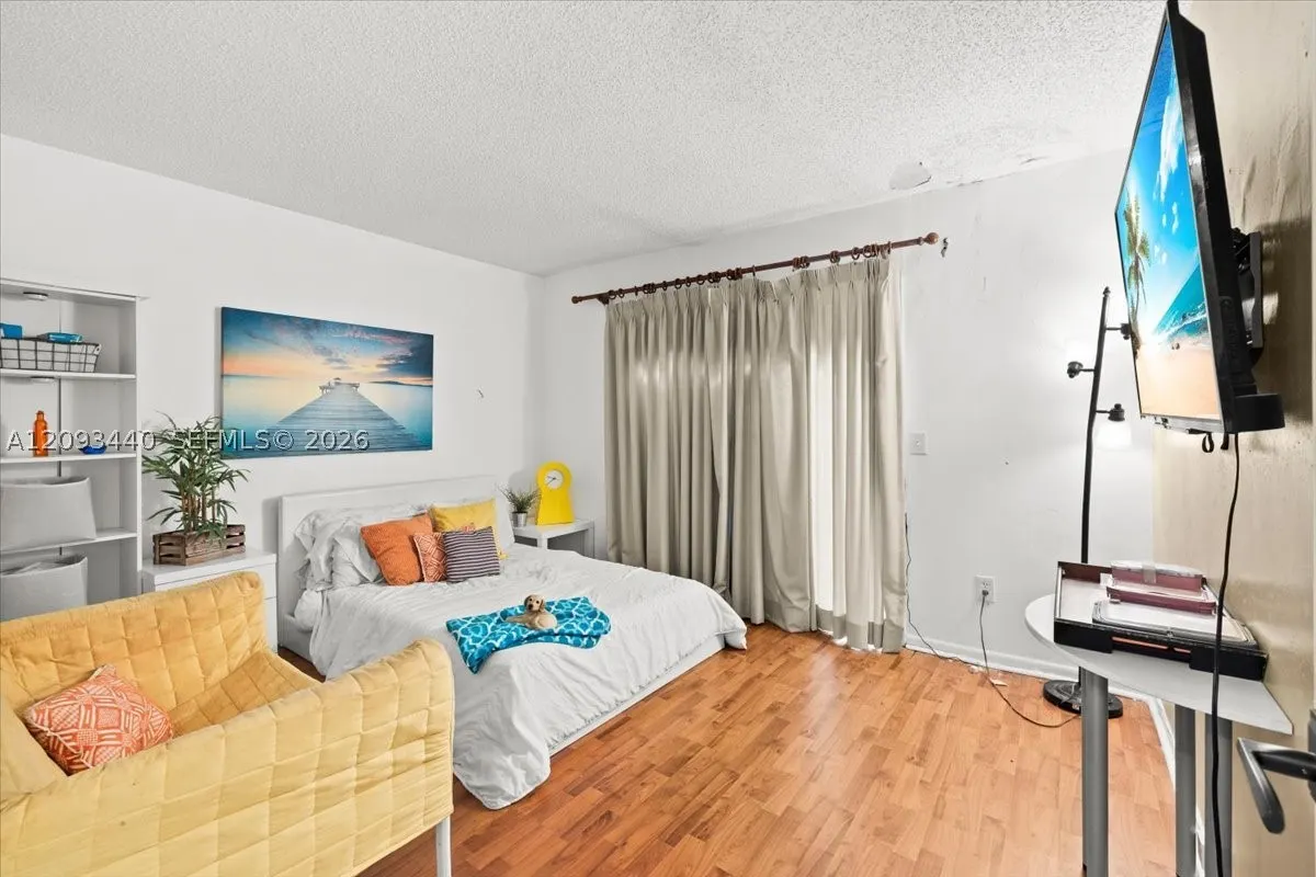 458 SE 11th Ter