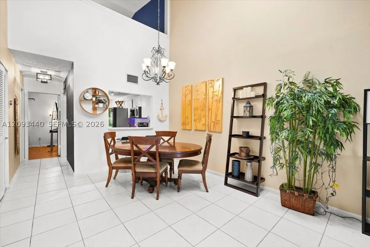 458 SE 11th Ter