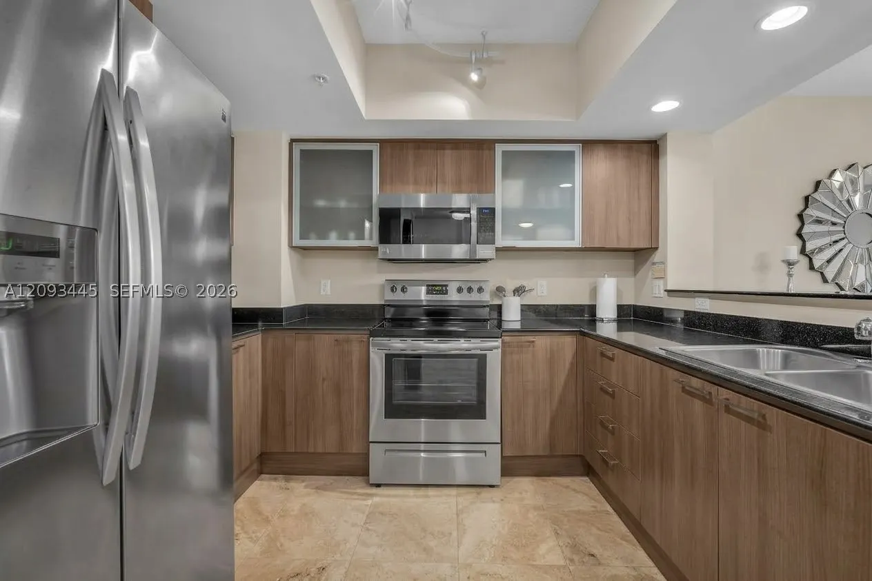 16699 Collins Ave #3010