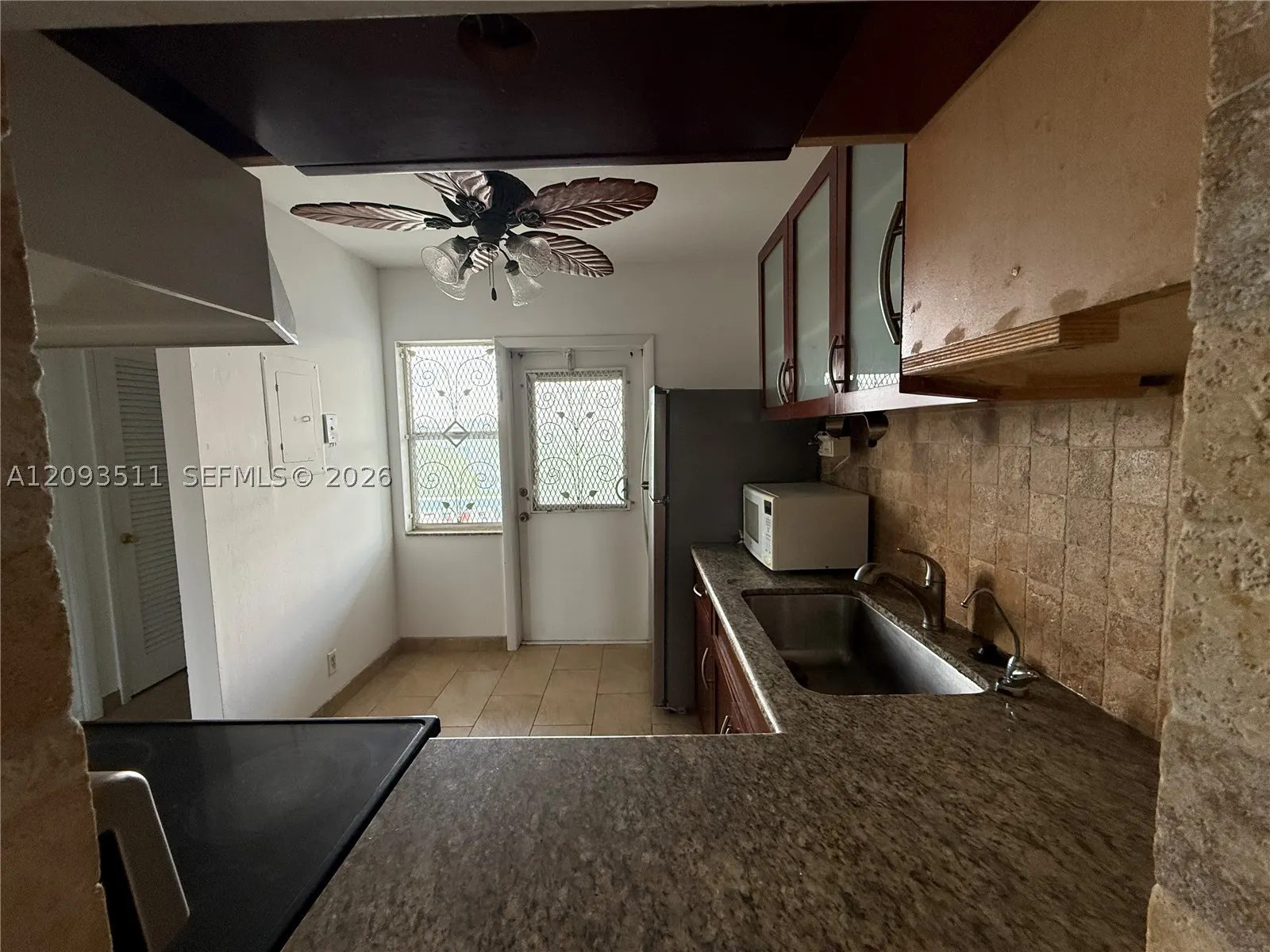 2200 Park Ln #306