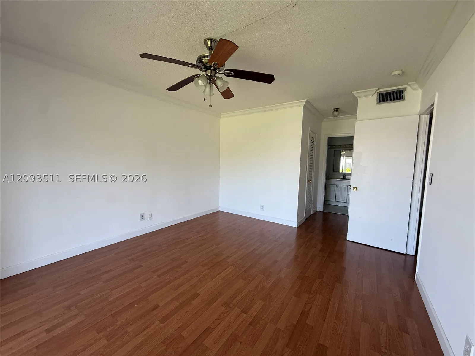 2200 Park Ln #306