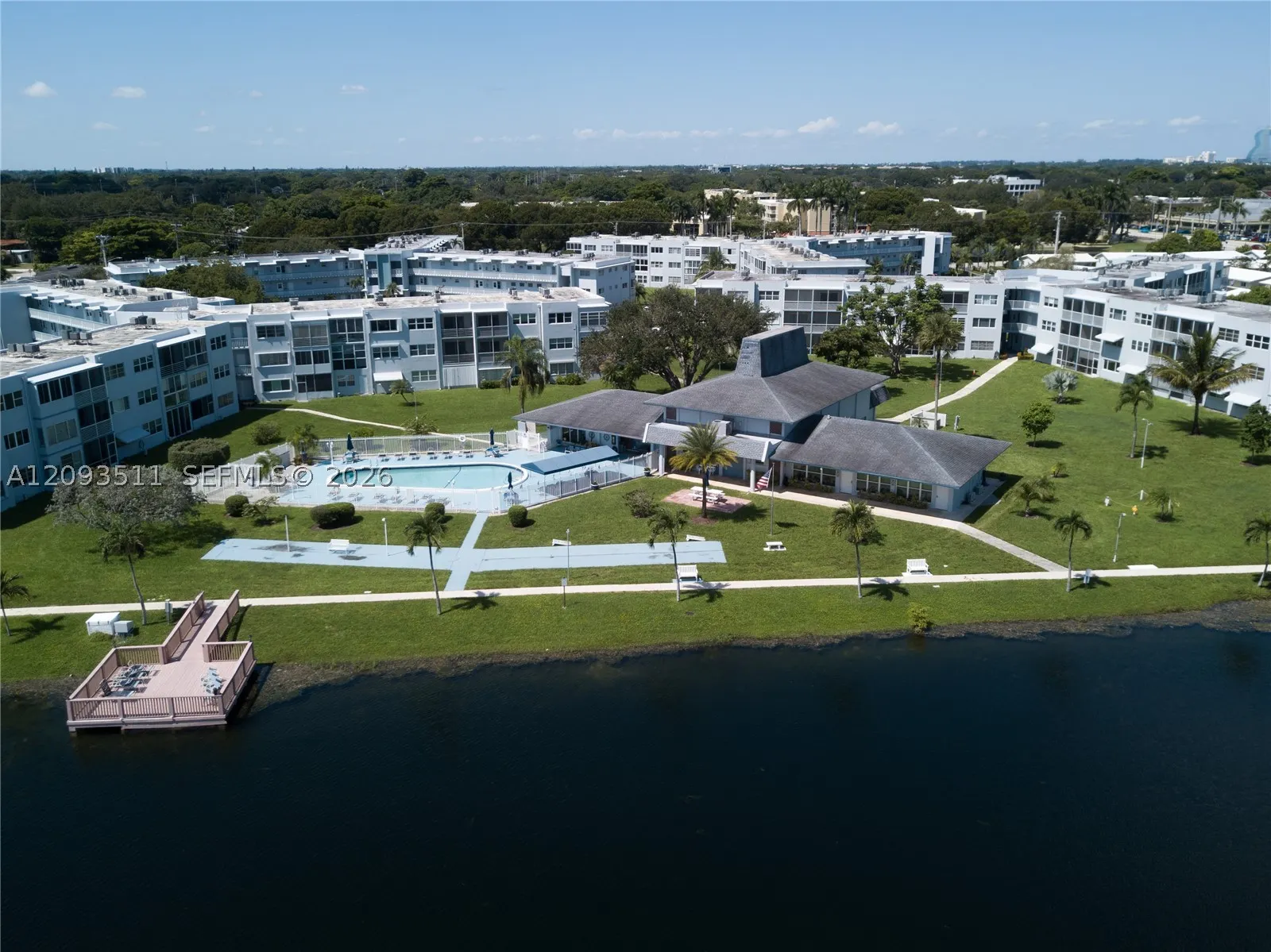 2200 Park Ln #306