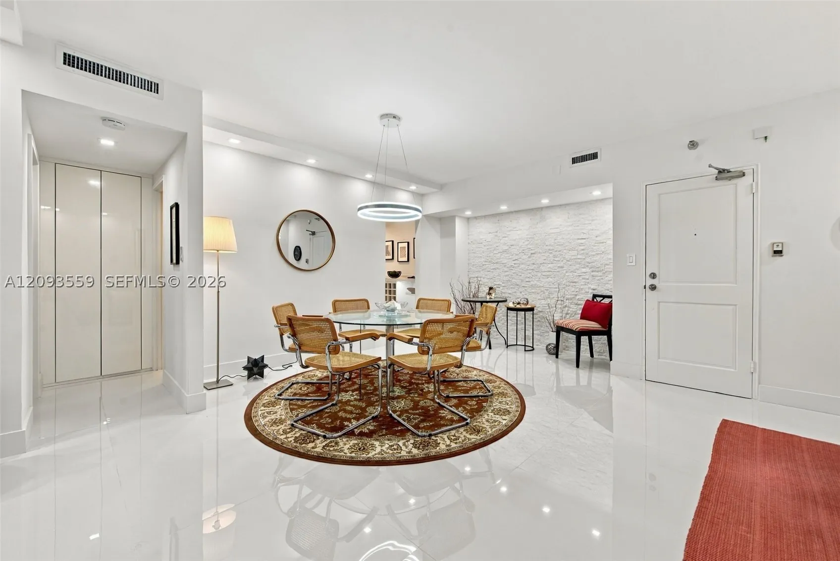 10185 Collins Ave #506