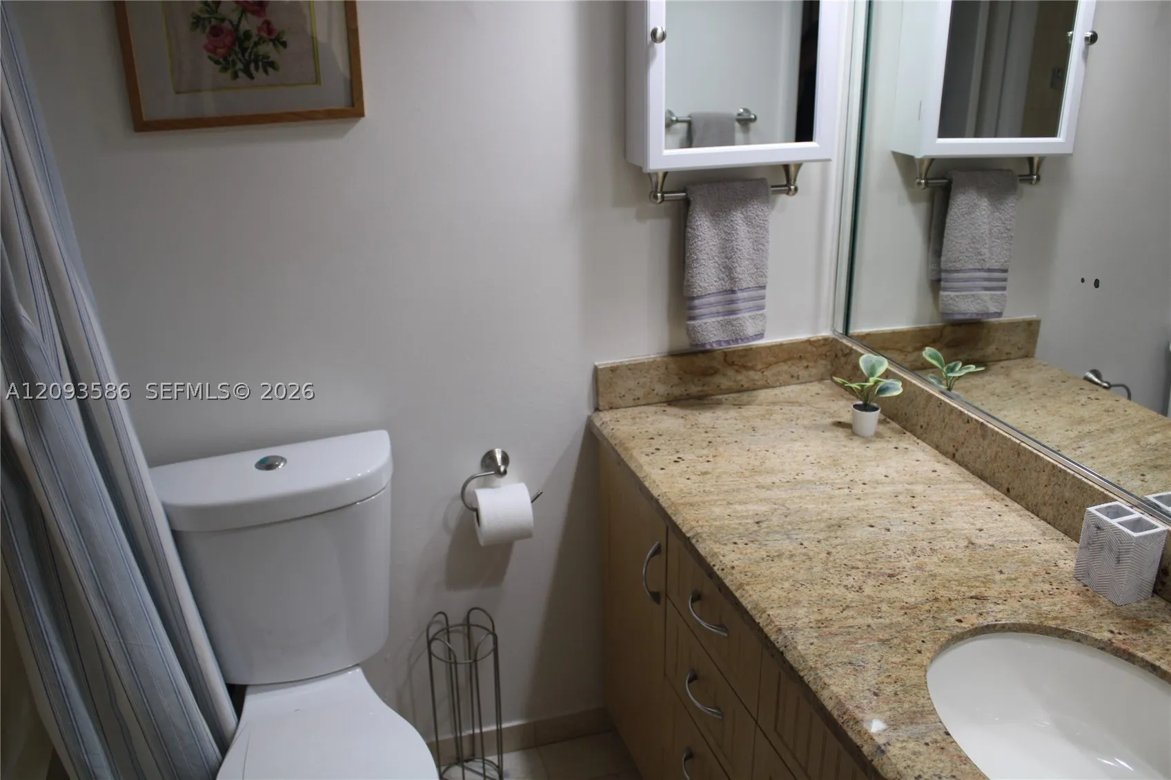 2457 Collins Ave #1502