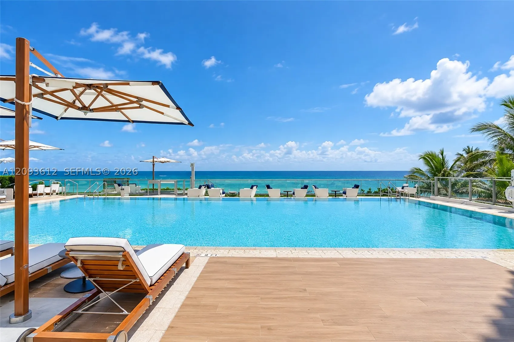 17475 Collins Ave #1802