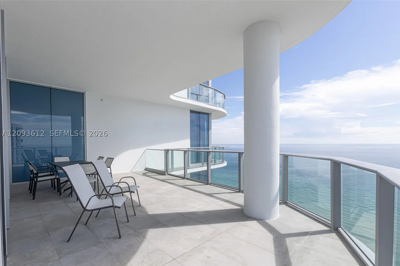 17475 Collins Ave #1802