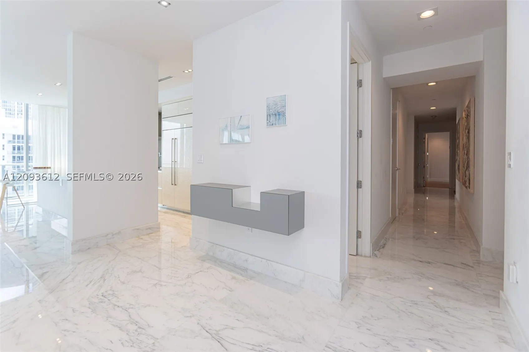 17475 Collins Ave #1802