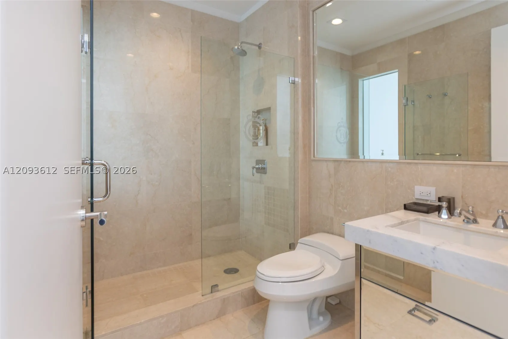 17475 Collins Ave #1802