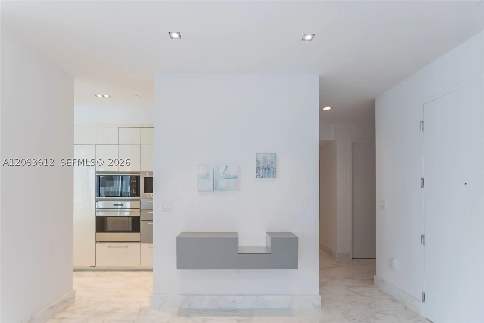 17475 Collins Ave #1802