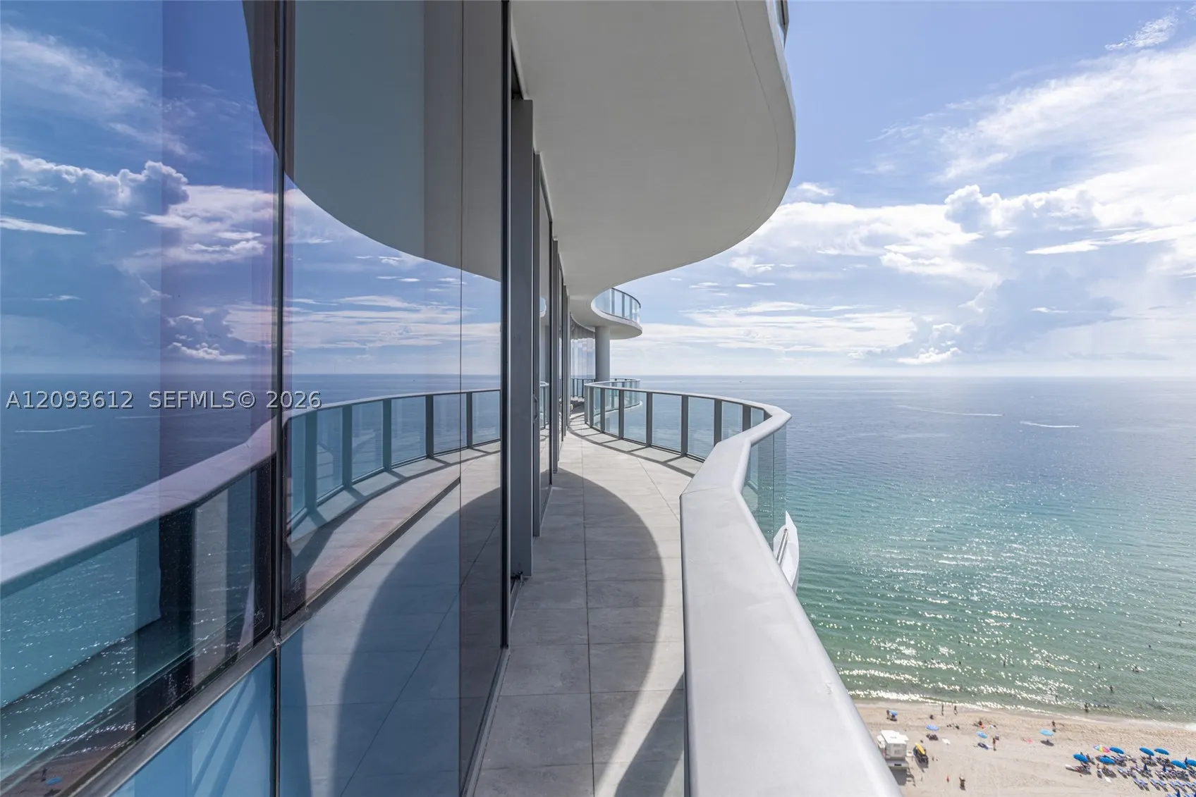 17475 Collins Ave #1802
