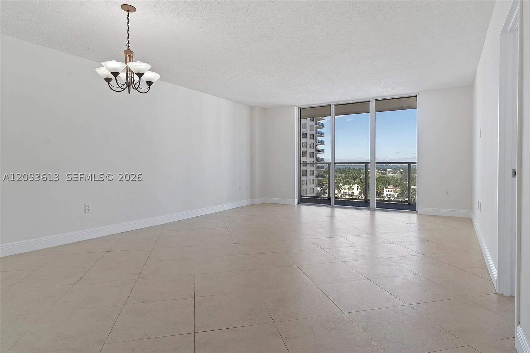 5701 Collins Ave #1007