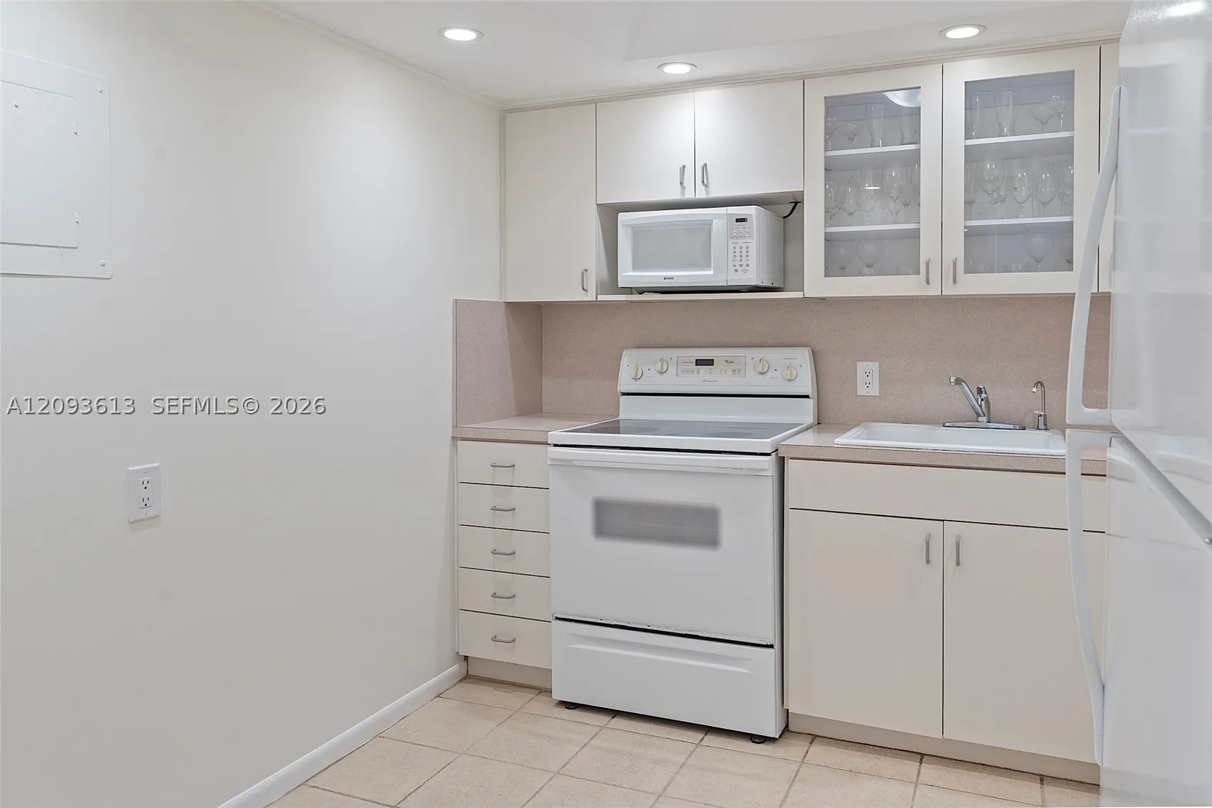 5701 Collins Ave #1007