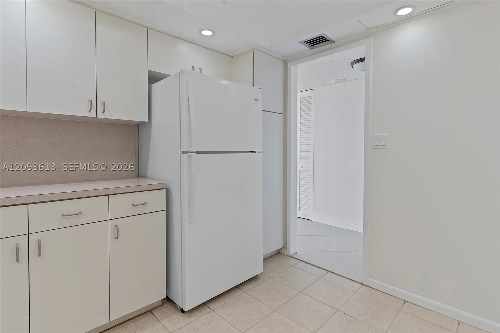5701 Collins Ave #1007