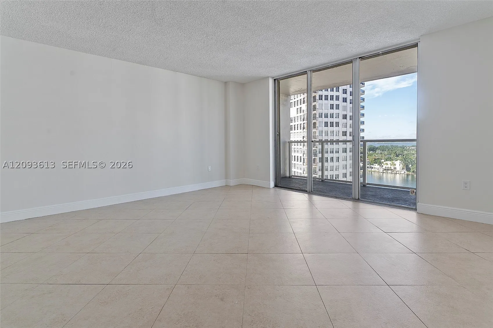 5701 Collins Ave #1007