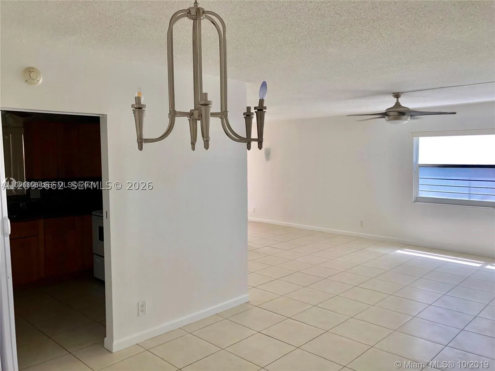 121 Golden Isles Dr #407